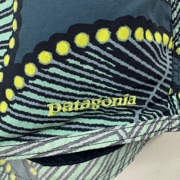 Patagonia Size 33 Leaf Print Lined Board Shorts Trunks Surf Swim Teal Yellow - Picture 3 of 9